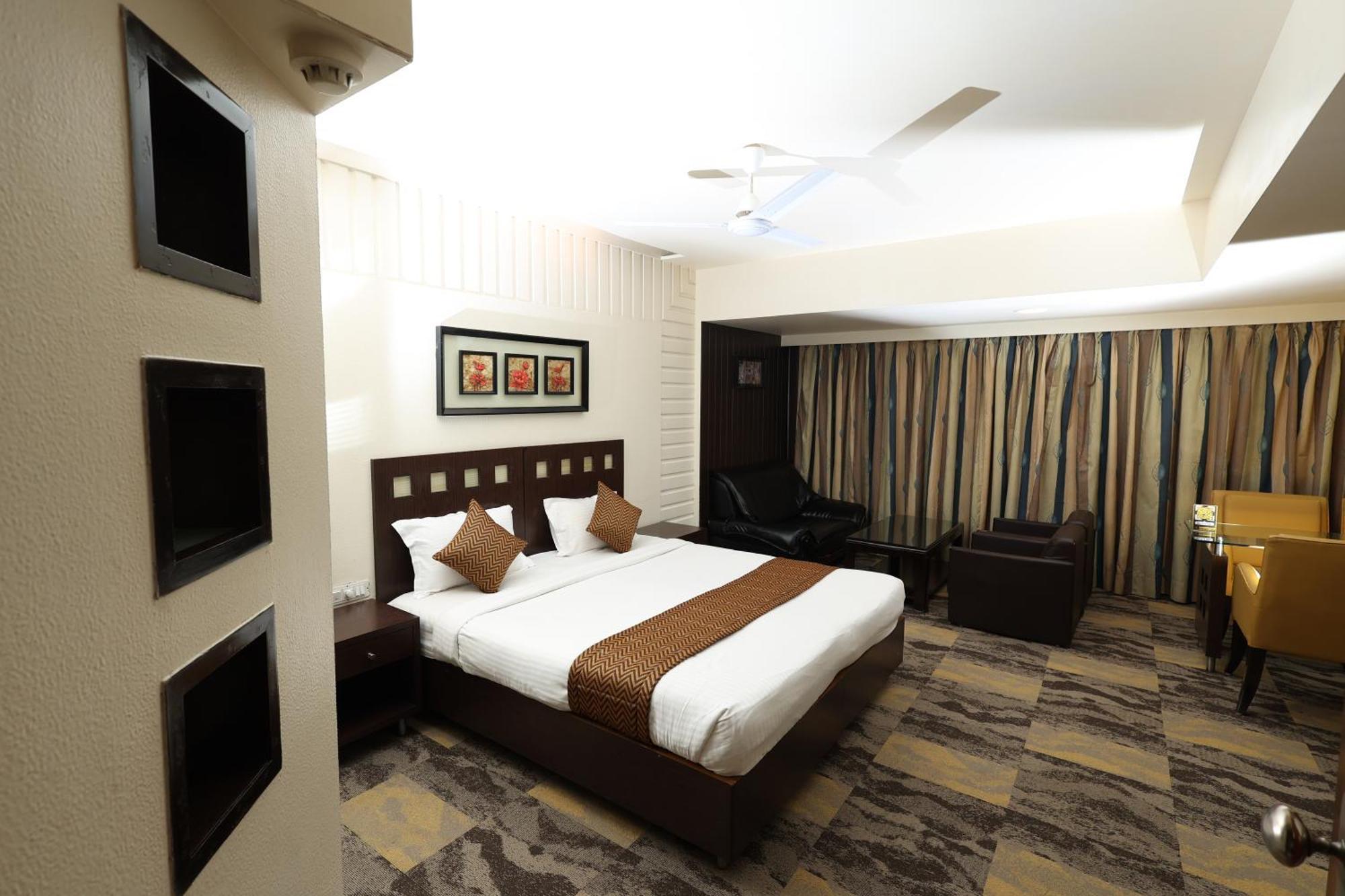 Quaint Suites Hotel & Banquet مومباي المظهر الخارجي الصورة