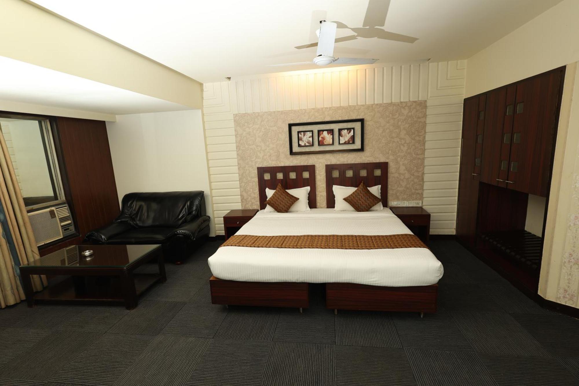 Quaint Suites Hotel & Banquet مومباي المظهر الخارجي الصورة