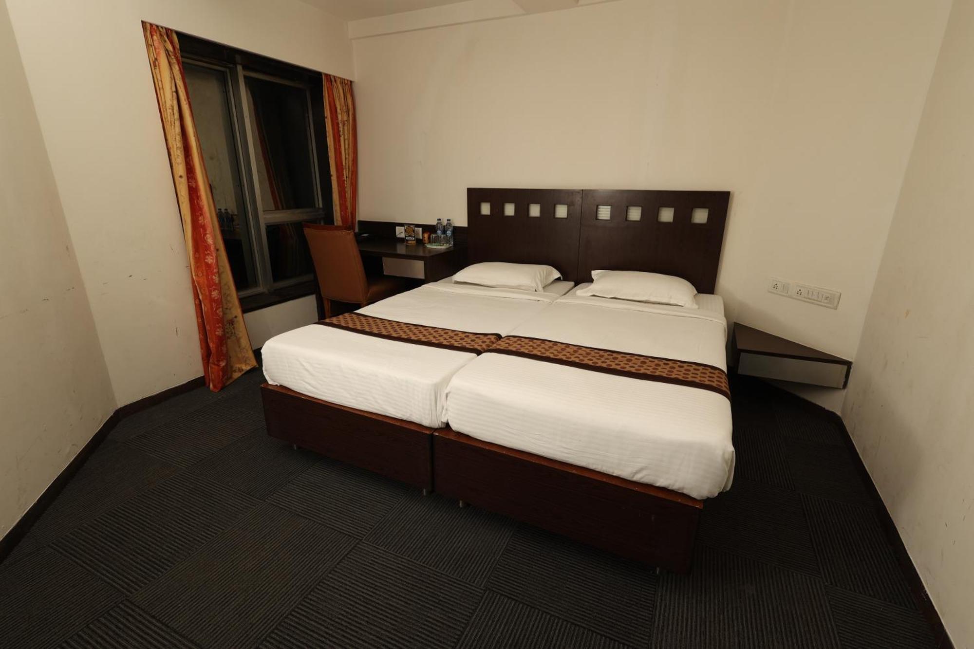 Quaint Suites Hotel & Banquet مومباي المظهر الخارجي الصورة
