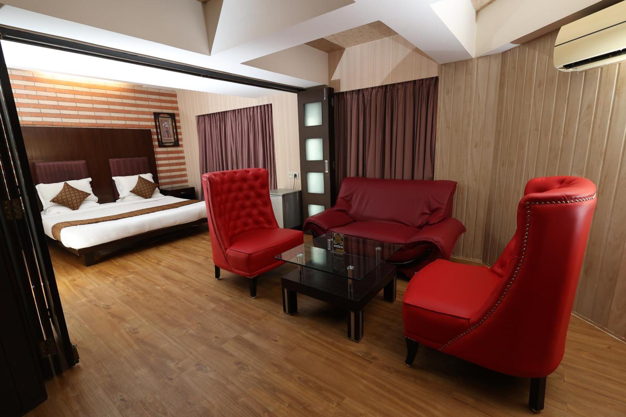 Quaint Suites Hotel & Banquet مومباي المظهر الخارجي الصورة