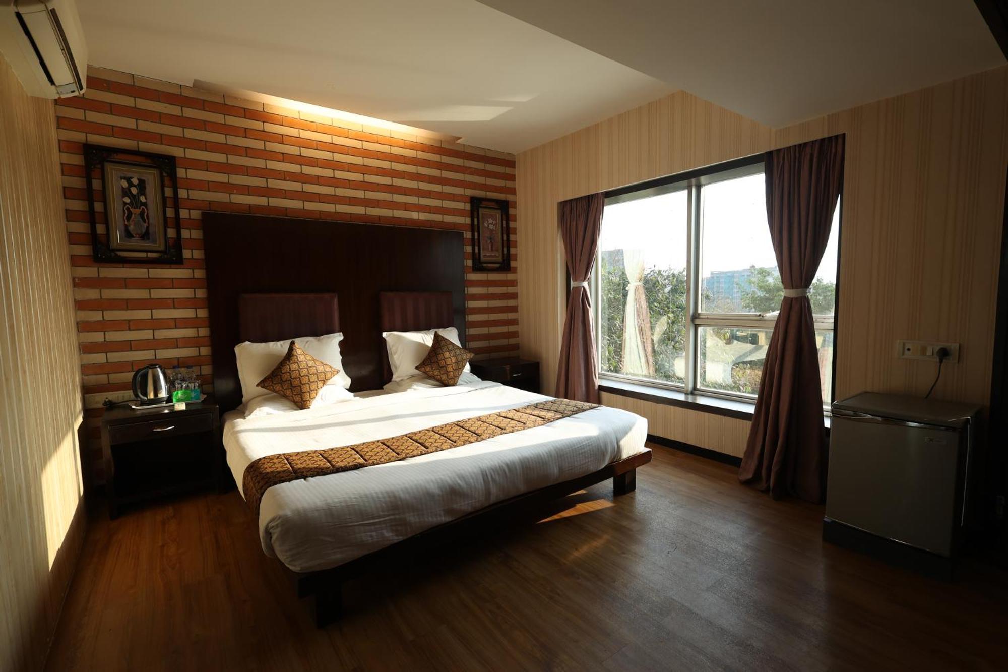 Quaint Suites Hotel & Banquet مومباي المظهر الخارجي الصورة