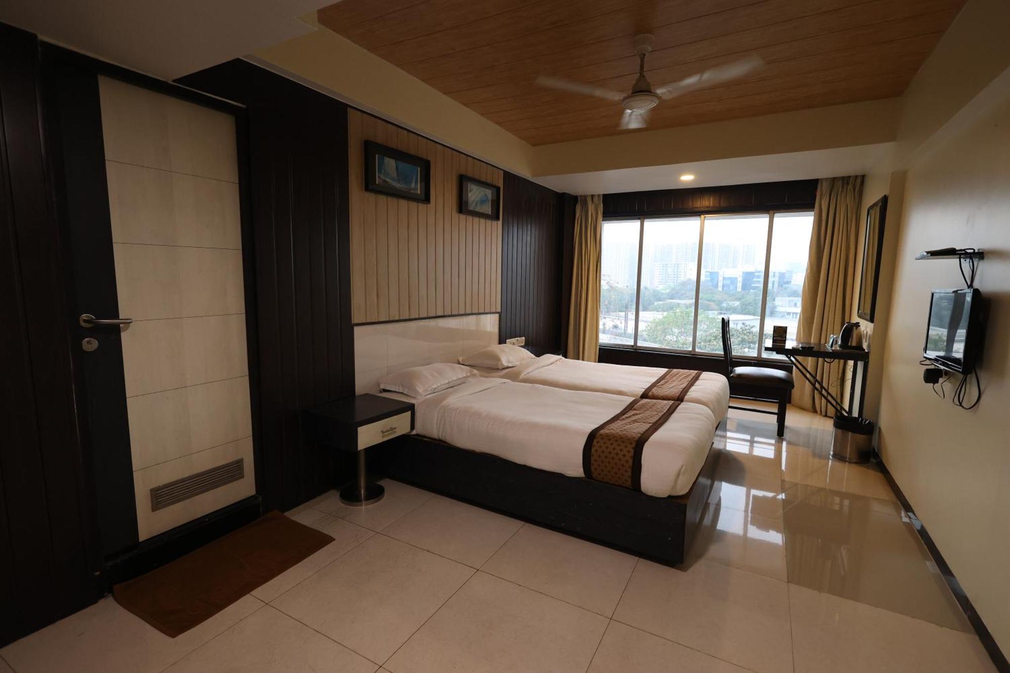 Quaint Suites Hotel & Banquet مومباي المظهر الخارجي الصورة